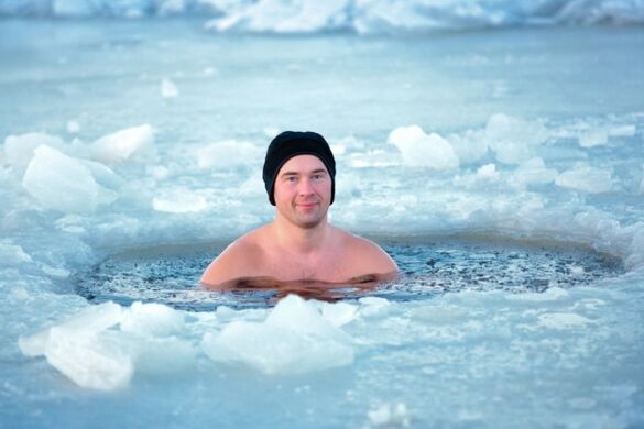 plávanie v ľadovej diere ako metóda prevencie prostatitídy